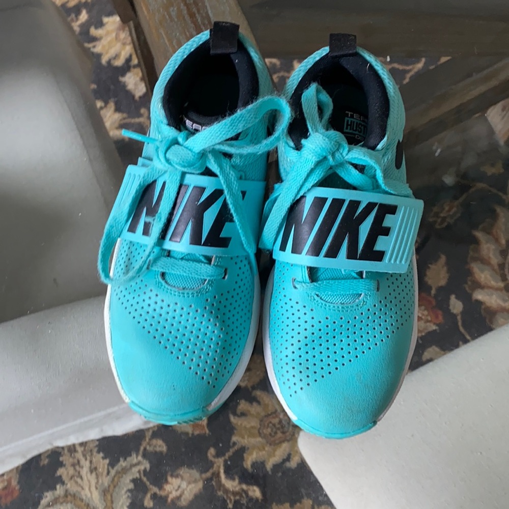 Gils teal Nike shoes